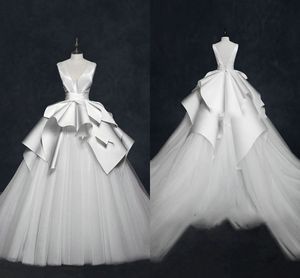 2020 مصمم فساتين الزفاف الأبيض كشكش الكرة ثوب الخامس الرقبة رومانسية تول طويل قطار حفل زفاف فستان الزفاف زائد الحجم