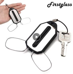 Clip Nose Mini Reading Glasses TR90 Lightweight Keychain Glasses Men Women Magnifying Presbyopic Glasses 1.0 2.0 2.5 1.5