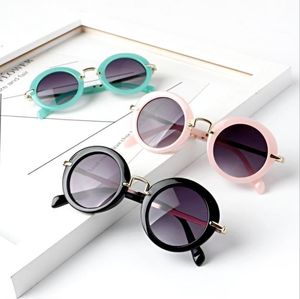 Kids' Sunblock Baby Sunglasses Fashion Girls Boys Beach Supplies UV400 Protective Eyewear Sunshades Glasses PC Metal Frame Children