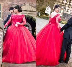 Latest 2019 Red Wedding Dresses for Plus Size Women Bateau Neck A Line Lace and Tulle Modest Christmas Long Sleeve Bridal Gowns