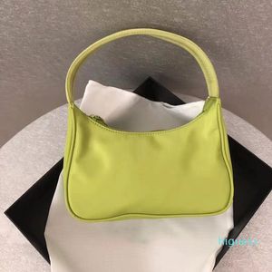 Diseñador-moda de diseño de lujo bolsas de lujo Mujeres impermeable Nylon Handbag Lady Hobos Bag para hombres y mujeres envío gratis