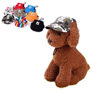 8色のファッション犬の帽子の夏の小さな犬の猫野球帽の帽子帽子の穴のペット製品屋外アクセサリー太陽の帽子