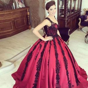 Vintage kırmızı ve siyah dantel Balo Elbise Arapça Balo Quinceanera elbise Parti kıyafeti Örgün elbise Artı Boyutu Abiye giyim