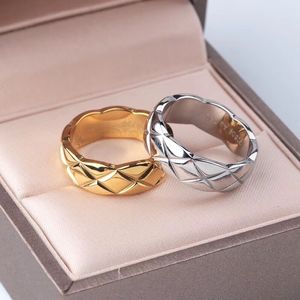 마름모 모양의 최고 품질의 파리 디자인 반지 장식 호감 매력 여성 결혼 보석 선물 PS7613