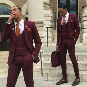 Slim Fit Burgundy Noivo Smoking Notch lapela Men Wedding Smoking Jacket Men Blazer Excelente 3 Piece Suit (Jacket + Calças + Tie + Vest) 829