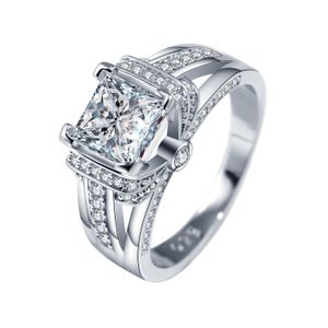 Mulheres na moda anéis de casamento com Solitaire Cubic Zircon Pedra Prong Ajuste chapeado prata Anéis Proposta dedo para a menina