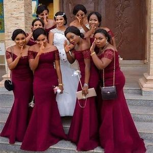 Burgundy African Girls Bridesmaid Klänningar Lång 2021 Spets Kortärmad Sleeves Mermaid Wedding Guest Party Dress Plus Size Maid of Honor Gown Al3569