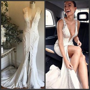 Deep V Neck Wedding Dresses Lace Appliques Sexy Fashion 2019 Bridal Gowns Front Side Sweep Train Mermaid Wedding Dresses Custom Made