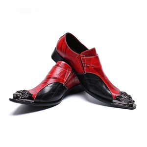 イタリアンスタイルの手作りの男性の靴尖ったつま先フラットビジネスドレスシューズゴールドデザイナーシューズブランドZapatos Hombre