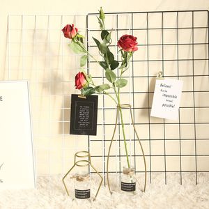 5Pcs Yapay Çiçekler Tek Şubesi Ev Dekorasyonu Bitki Bonsai Sahte Çiçek Duvar Düğün Süsleme Roses için 4 Başkanları Güller İpek Çiçekler