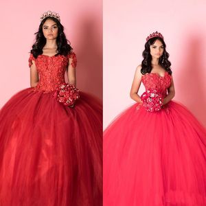 2020 Red Beaded Ball Suknia Quinceanera Suknie Sweetheart Off Ramię Sweet 16 Dress 3D Kwiaty Frezowanie Suknie Masquerade