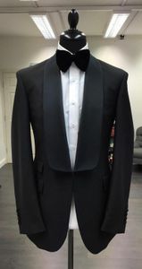 Classic Style One Button Black Groom Tuxedos Szal Kapel Groomsmen Mens Garnitury Ślub / Prom / Dinner Blazer (Kurtka + Spodnie + Krawat) K422