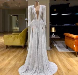 Sexy Long Sleeves Evening Dresses With Deep V Neck Front Split Sequined Prom Dress Long Vintage Celebrity Party Gowns robe de soiree