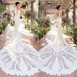 Vintage Mermaid Lace Wedding Dresses Beaded Appliqued Plunging V Neck Low Backless Formal Wedding Dress Boho Bridal Gowns