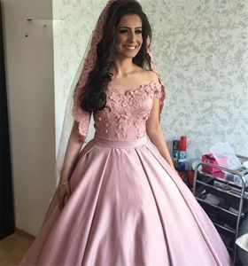 Gelinlik Omuz Kapalı Quinceanera Elbiseler Aplikler Boncuk Sashes Saten P kızın Pageant Elbise Örgün Parti