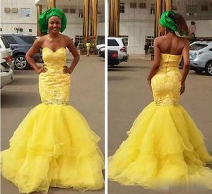 Balo sarı denizkızı elbiseler dantel aplike katmanlı etek organze tatlım yaka boncuk kristalleri zemin uzunluğu Afrika gece elbisesi