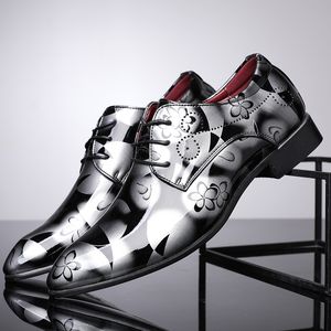 特許皮革靴を指すデザイナーシューズ男性イブニングドレスゲントシューズビッグサイズサパトマスコニュールオックスフォードチャージュアクラシックHomme Zapatos