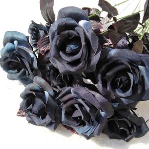 Seta artificiale Bouquet di rose nere Sensazione reale Fiore artificiale Halloween Nero Singolo ramo Decorazione della festa nuziale per la casa