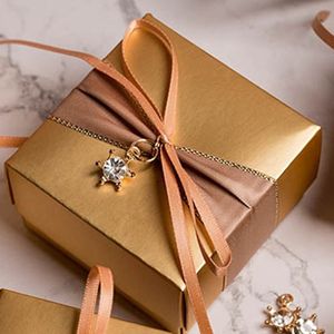 Wholesale reception gifts for sale - Group buy 50pcs Gold Candy Boxes Wedding Favors Bridal Shower Sweet Box Holder Table Reception Gift Box Anniversary Birthday Chocolate Package Ideas