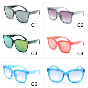 Serin Büyük Gözlük Ayna Çocuk Güneş Gözlüğü 5 Renkler Bitki Tasarımcısı Moda Kare Çerçeve Güneş Gözlükleri Toptan