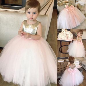 2019 Flower Girls Dresses Beaded Lace Appliqued Bows Pageant Gowns for Kids Wedding Party