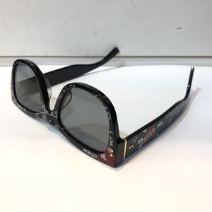 Wholesale-Luxury 4338 sunglasses for men and women baroque style graffiti frame designer Italy