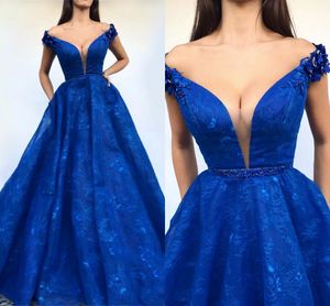 Azul Royal Lace Prom Vestidos Longos Fora Do Ombro Decote Tampou Apliques Vestido de Noite Com Sash Sexy Vestidos de Festa robes de soiree