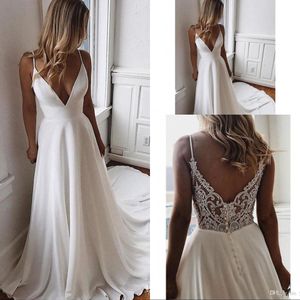 Eleganti abiti da sposa arabi a linea A con scollo a V profondo senza maniche in pizzo Appliques in chiffon di cristallo Corte dei treni Medio Oriente Abiti da sposa taglie forti