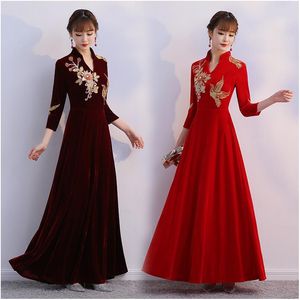 Improve Embroidery Cheongsams Chinese Style gown Spring Red Qipao Party dress Vintage Elegant Long Robe Oriental Vestido