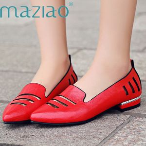 Skor lägenheter maziao kvinnor balett mode platt loafers skor cutout pekade tå båt lady skor fjäder röd stor storlek 31-48233