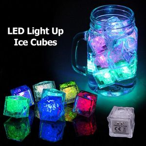 Cubo de hielo LED Luz intermitente Sumergible Sensor de líquido multicolor Iluminación de resplandor para beber Vino Fiesta de bodas Bar Decoración