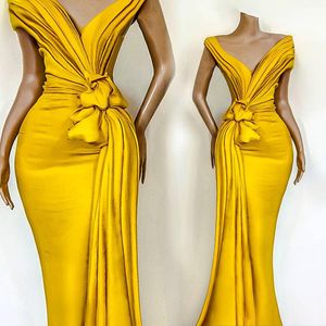 Fantastisk gul kväll klänningar veck knäda sjöjungfrun från axeln formella fest kändis klänningar för kvinnor tillfälle bär billigt