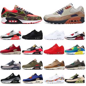 Wholesale triple games for sale - Group buy 2020 Running Shoes Mens Sneakers Triple Black White Camo Lahar Escape Premium Bred Infrared Game Royal Womens Trainers Sports Size