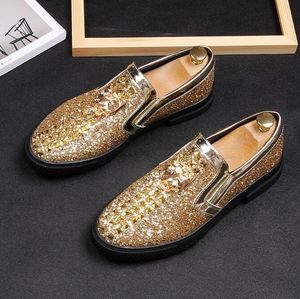 Gorąca sprzedaż Mężczyźni Mokasyny Kapcie Dymienie Slip-On Buty Luxury Party Wedding Black Dress Buty Męskie Mieszkania Darmowa Wysyłka