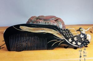 Chiński Natural Ox Horn Comb Health Massage Statue Phoenix