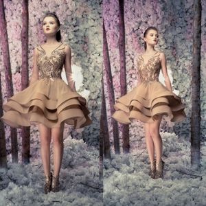 Champagne cocktail klänningar 2019 juvel nacke sequined topp homecoming klänning tiered kjol designer kort prom klänningar puffy