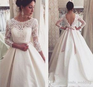 2019 Dubaj Arabski 3/4 Długie Rękawy Suknia ślubna Linia Koronkowe Aplikacje Backless Country Garden Bride Bridal Suknia Custom Made Plus Size