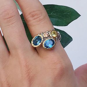 Fashion-oval Blue Crystal Ring Snabb leveranspistol Svart + Guld 2Tone Smycken Kyl Ring för Cocktail Party Special Smycken Ringar