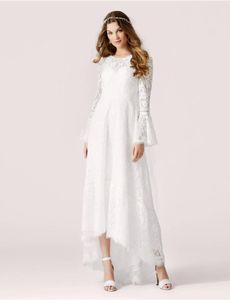 Suknie ślubne boho o wysokiej niskiej koronki z długimi rękawami trzepotania Francja romantyczne nieformalne koronkowe suknie ślubne na plaży