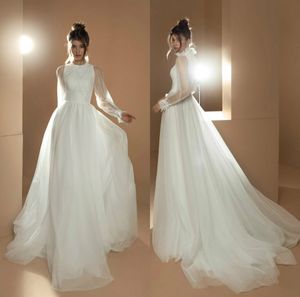 2020 A-Line Bröllopsklänningar High-neck Långärmad Lace Dot Illusion Bröllopsklänning Anpassad Sweep Train Tulle Ruched Robes de Mariée