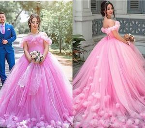 Różowa Long Quinceanera Dress 2019 Księżniczka Off Ramię Tulle Arabski Dubaj Sweet Girls Prom Party Pageant Suknia Plus Size Custom Made