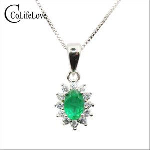 Naturlig Si Grade Emerald Pendant för bröllop 0.4 CT Emerald Silver Smycken 925 Silver Emerald Halsband Hängsmycke Romantisk Gåva till Kvinna