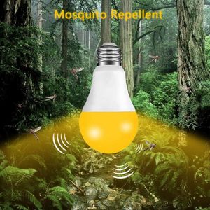 Neueste LED-Sensorlampe Dämmerung bis Morgendämmerung Glühbirne 7W AC220V 110V IP44 Outdoor-Veranda-Lichter Nachtlicht Intelligente automatische Ein-/Aus-Lampe