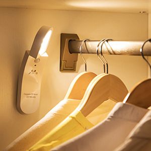 6 LED Sensore di movimento Luce USB Ricaricabile Sensore PIR Luce notturna Lampada da parete a LED Luce notturna attaccabile ovunque per Soggiorno Camera da letto Corridoio