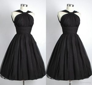 Schwarze Abschlusskleider unter 100 $ Vintage-Partykleid, A-Linie, Neckholder, Chiffon, plissiert, kurze Cocktailkleider für Abschlussfeiern