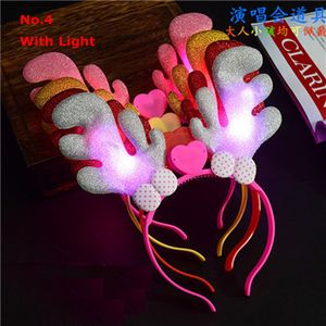 Moda LED Gadget Noel Hediye Noel Süslemeleri Erkek Erkek Kız Unisex Firkete Festivali Tatil Karikatür Hairbands X-Mas Şapkalar Aksesuarları