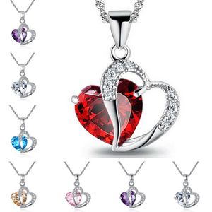 Free ship ePacket Platinum beautiful heart women's necklace Heart Crystal Pendant DAN83 mix order Pendant Necklaces