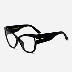 Luxo-2019 Novo 1 PCS TOYEARN SEXY SENHORAS CAT EYE ÓCULOS DE SOL MULHERES Vintage marca grande t quadro Tom gradiente óculos de sol feminino oculos uv400