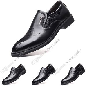 2020 New Hot Moda 37-44 sapatos novos sapatos casuais galochas dos homens de couro homens britânico frete grátis Alpercatas Sete