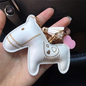 Fashion Keychains Charms Cute Horse Design Key Rings for Cars Tassel PU Leather Heart Souvenir Keyring Chain Holder Bag Pendant Jewelry Gift